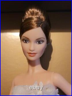 2008 Vera Wang Bride The Romanticist Barbie Doll Nrfb Gold Label L9652