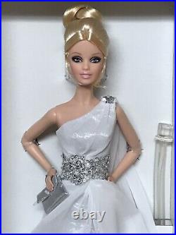 2010 Pinch Of Platinum Barbie Doll Nrfb Platinum Label #157/999 Only 999ww