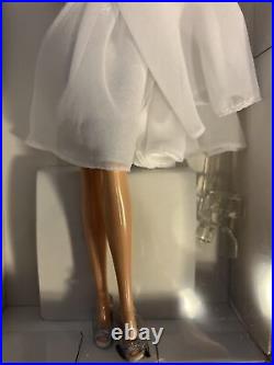2011 Mattel Pinch Of Platinum Barbie Fan Club Exclusive #T7680 NRFB With Shipper