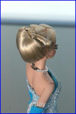 2013 Barbie Madrid Premiere Beauty doll muñeca MFDS Fashion Doll Show Platinum