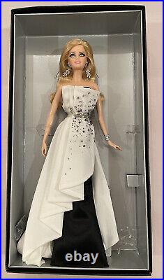 2013 Platinum Beaded Gown Barbie B&w Collection Barbie Fan Club X8266- Nrfb