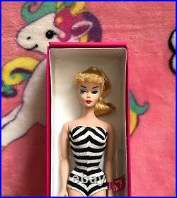 2014 Black And White Bathing Suit Barbie Doll Nrfb Black Label