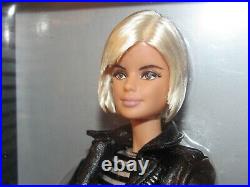 Andy Warhol Pop Art Barbie Doll NRFB Platinum Label 2015 #DGW53