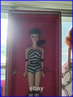 BRUNETTE #1 Silkstone Reproduction Barbie Doll 2020 Barbie Convention