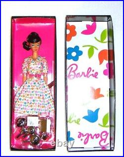 Barbie Learns To Cook Barbie Collector Platinum Label Mattel 2006 NRFB