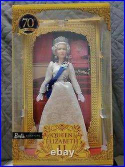 Barbie Signature Queen Elizabeth II Platinum Jubilee Doll 2022 IN HAND