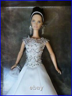 Designer Badgley Mischka Bride Barbie 2004 Platinum only999 worldwide B8946 NRFB
