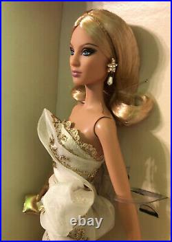 Glimmer of Gold Platinum Label Barbie Fan Club Blonde Doll 2010 NRFB with Shipper