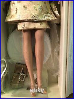 Glimmer of Gold Platinum Label Barbie Fan Club Blonde Doll 2010 NRFB with Shipper