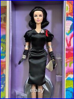 Mattel Gold label Barbie Fashion Doll Silkstone Elizabeth Taylor Violet Eyes NEW