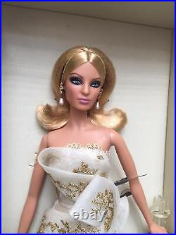 NRFB 027084822151 Barbie Glimmer of Gold Mattel R4495 Platinum Label