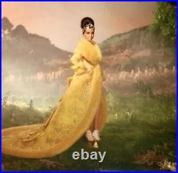 New Guo Pei Barbie Signature Doll Limited Edition Wearing Golden Yellow Gown NEW