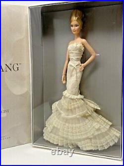 RARE Barbie The Romanticist Vera Wang Platinum Label-Less Than 1000 Worldwide