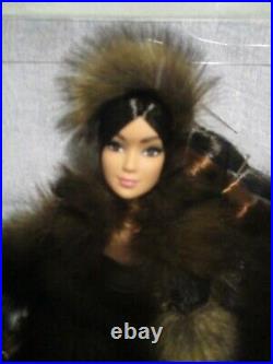 STAR WAR CHEWBACCA Barbie PLATINUM LABEL Doll GMM96 NRFB SHIPPER