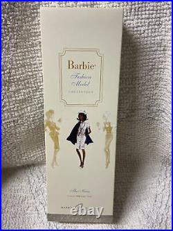The Nurse Silkstone Barbie Doll Bfc Exclusive Platinum Label Mattel