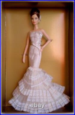 Vera Wang Bride The Romanticist Barbie Doll Gold Label Mint