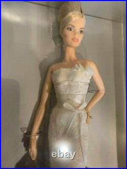 Vera Wang Bridethe Romanticist Barbie Blondeplatinum Labelnrfb L9664